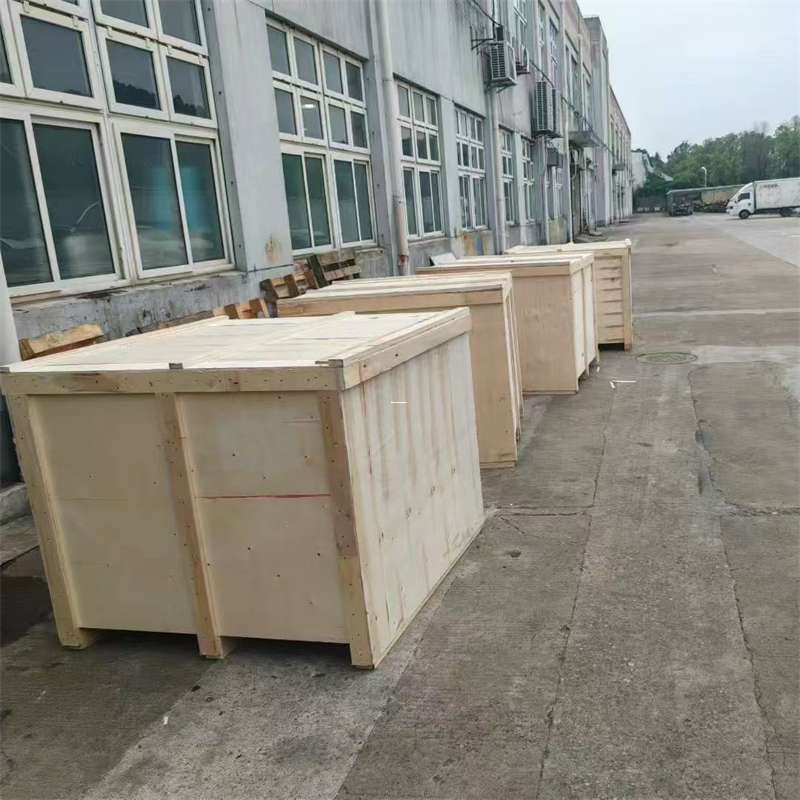 长岭县尼勒克县：物流专线的高效货运之旅